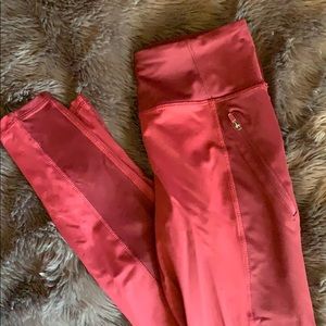 Maroon workout leggings